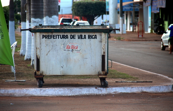 Prefeitura de Vila Rica lança campanha para o descarte correto de lixo